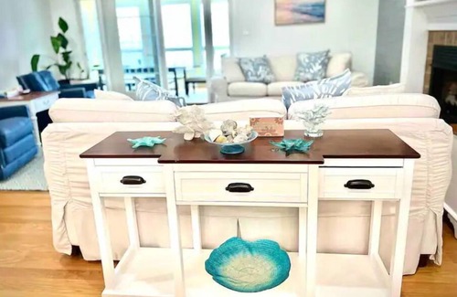 Mount Holly Villa | Waterfront+Dock+Beach+Kayak+Paddleboards+Arcade Console Table+Fire pit