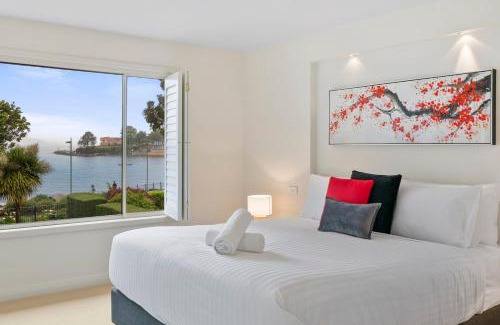 Sandy Bay House | Waterfront Escape - A Family Oasis on Long Beach