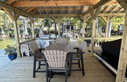 Ferriday House | Waterfront get away retreat! Plenty of fishing opportunities