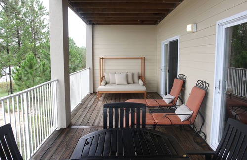 Foley Condo | Waterfront - great fishing, peaceful & quiet, yet close to Tanger Outlets & OWA