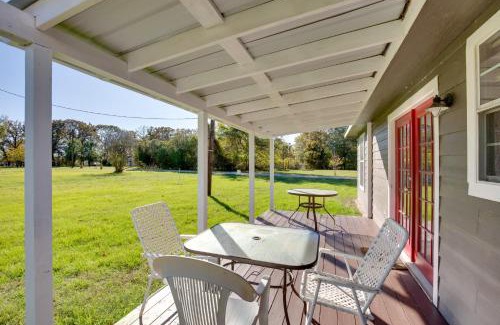 Emory House | Waterfront Home at Lake Fork with Boardwalk