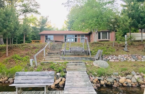 St Germain Cottage | Waterfront Home! Fantastic Lake frontage on Found Lake