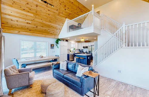 North Hero House | Waterfront home on Lake Champlain with pool, hot tub, dock, kayak & canoe