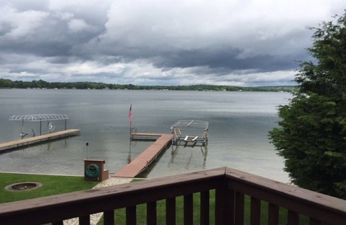 Hubbard Lake House | Waterfront Home on Beautiful Hubbard Lake