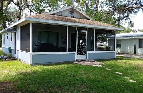 Spring Hill House | Waterfront Home on the Beautiful Weeki Wachee