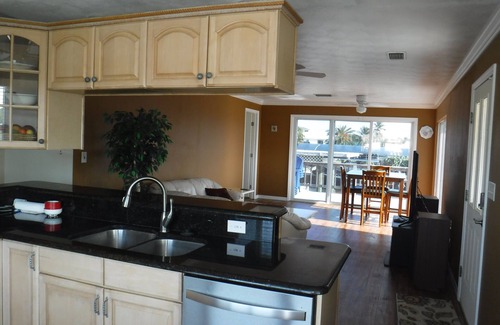 Saint James City House | Waterfront House, 2 Bdr, 2 bath, Boat Lift, Trailer Parking, and 2 Kayaks