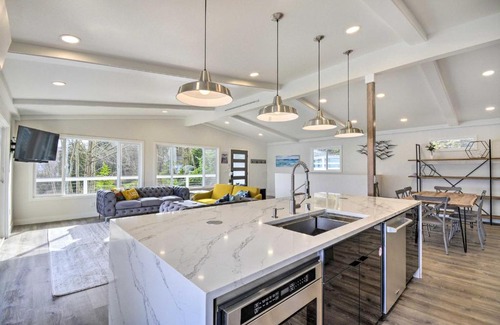 Kingston House | Waterfront Kingston Getaway on Puget Sound!