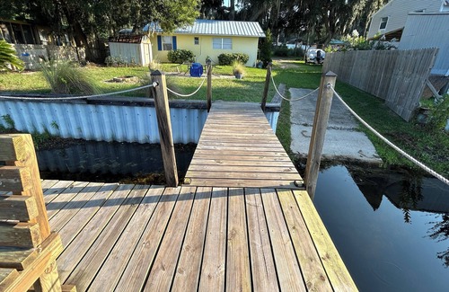 Fort McCoy House | Waterfront Lake House