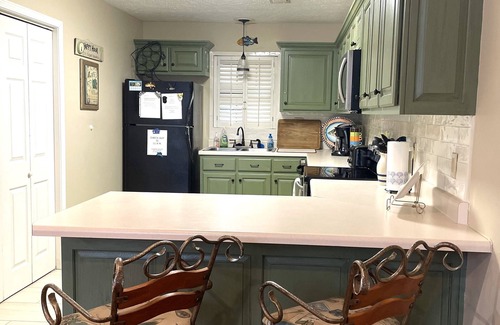 Lutts House | Waterfront Lake House with Boatslip at Pickwick