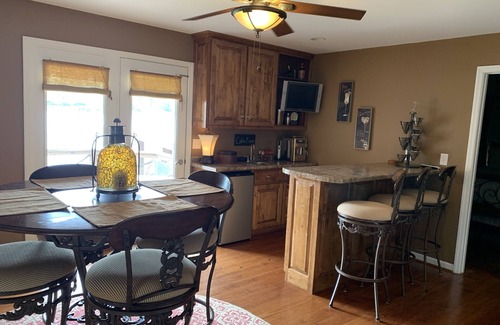 Florence House | Waterfront Living on Wilson Lake