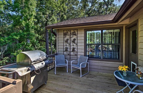 Midway House | Waterfront Midway Home w/Sunroom & Large Yard