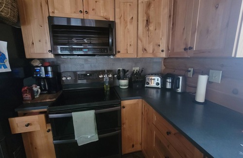Hebron House | Waterfront Newfound Lake Spacious 4 Season Log Home near water's edge 5 Bedroom