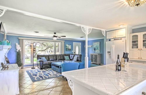 Camp Wood House | Waterfront Oasis w/ Dock + Kayaks on Lake Nueces!