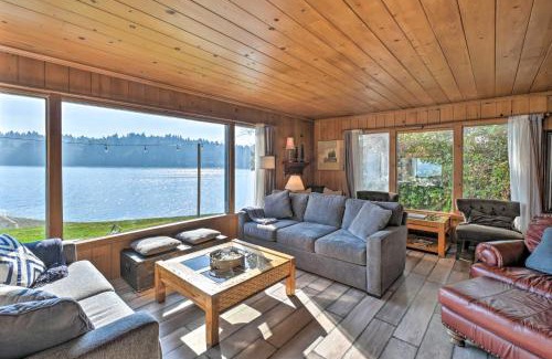 Olympia House | Waterfront Olympia Home with Private Beach and Kayaks!