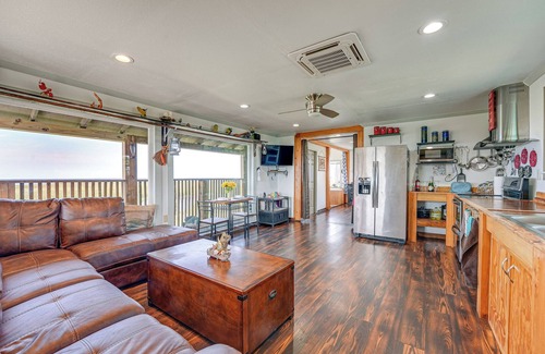 Perry Apartment | Waterfront Perry Home: Rooftop Deck, Pets Welcome!