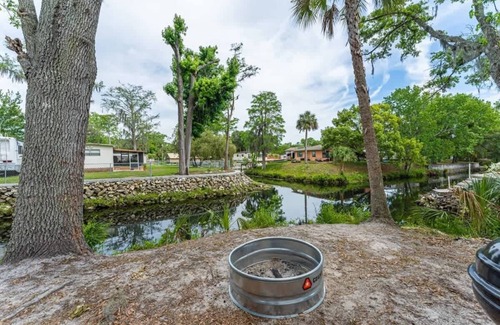 Chassahowitzka Cabin | Waterfront River Cabin | At Seven Sisters Springs