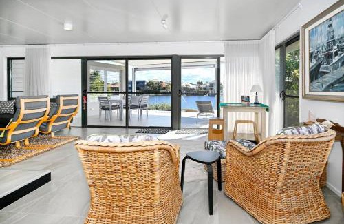 Warana House | Waterfront Stylish Luxury, Light, Relaxed
