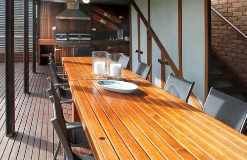 Bundalong House | Waterfront Taj at BUNDALONG
