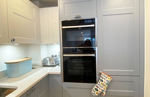 Newquay Apartment | Watergate View 2 is a 2 bed brand new coastal apartment in Porth