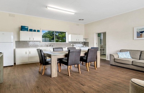 Wooli House | Waters Edge, TOP NOTCH