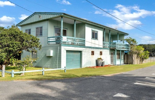 Wooli House | Waters Edge, TOP NOTCH