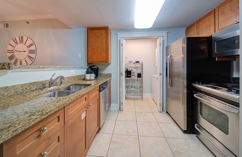 Fort Walton Beach Condo | Waterscape A102 ~ Dual Master BRs ~ Ground floor ~ One of the closest 2BR to the beach!