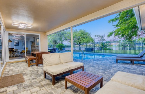 Weston House | WatersEdge: Lakefront Fishing-Saltwater Pool-GameRoom