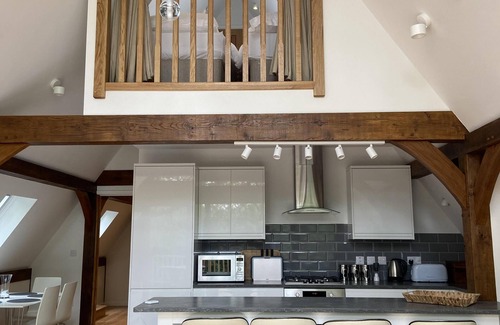 Ewhurst Green Cabin | Waterside Lodge - Lake View