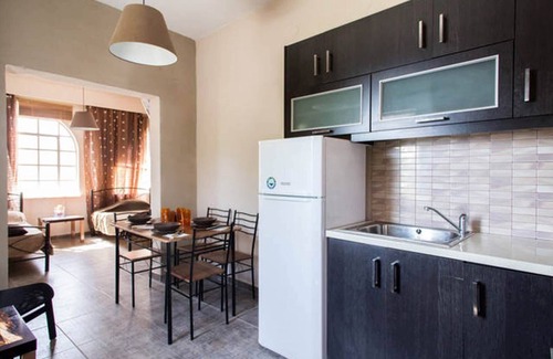 Salamis House | Wavedance Accommodation (Artemis)
