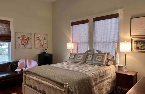 Waverly Bed & Breakfast | Waverly Bed & Breakfast-Mayberry Room