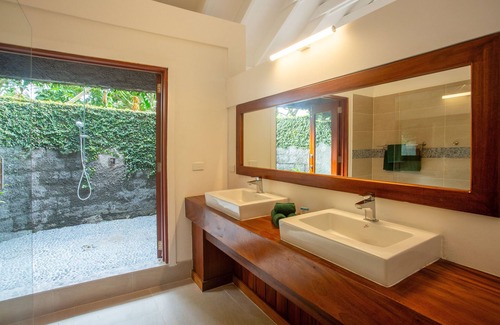 Waya Island Resort | Waya Island Resort - Adults Only