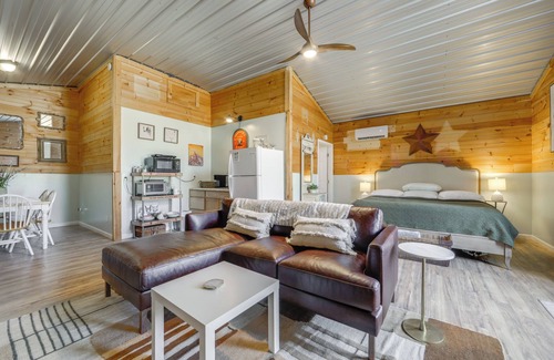 Waynesville Apartment | Waynesville Studio w/Fire Pit & Mountain Views!