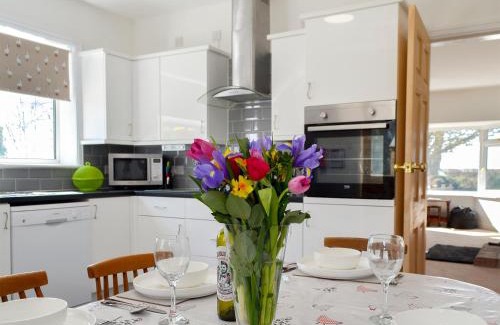 Driffield House | Wayside Cottage