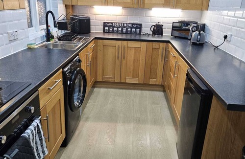 Lathones Cottage | Wayside Superior Cottage