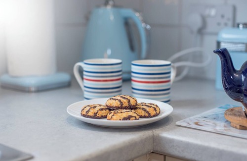 St. Florence Cottage | Weavers Cottage, Holiday Cottage Ivy Tower Village, St Florence, Sleeps 6, 3 bedrooms, bathrooms