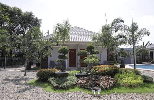 Calumpit Cabin | Webb Lodges (near at Barasoain Church)