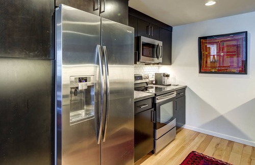 Webster Groves Apartment | Webster Groves detached Mother-in-Law Suite