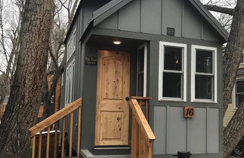 Lyons Resort | WeeCasa Tiny Home Resort