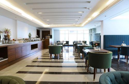 Sari Street Hotel | Weekend Hotel Sari