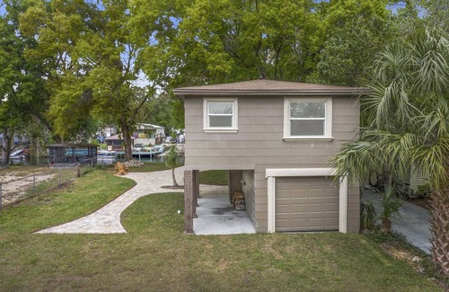 Weeki Wachee Gardens House | Weeki Wachee Pirate House