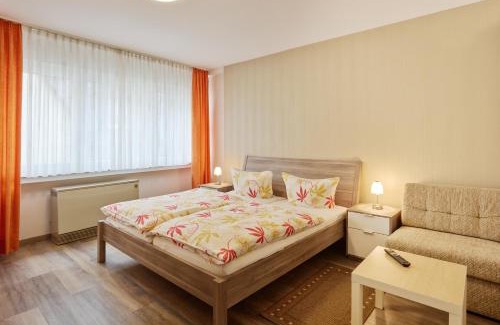 Uerzig Hotel | Weingut Gästehaus Derkum