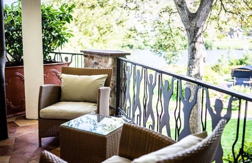 Muelheim House | Weisser Bär Suite - Hotel Weisser Bär