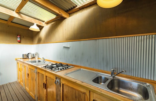 Collingwood Cabin | Weka Cabin - Ao Marama Retreat - Stunning Bush setting and Ocean Views