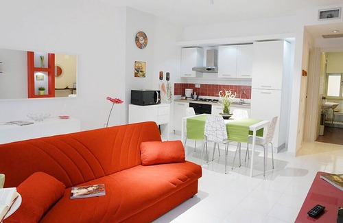 Ausonia Apartment | WelcHome: welcome home.