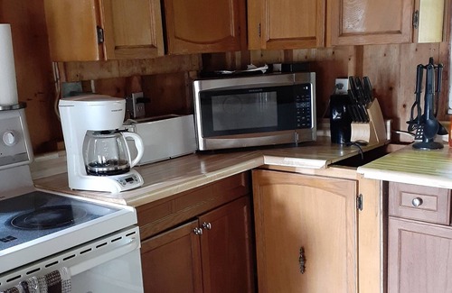 Otonabee-South Monaghan Cottage | Welcome Fishermen to our Waterfront Cottage
