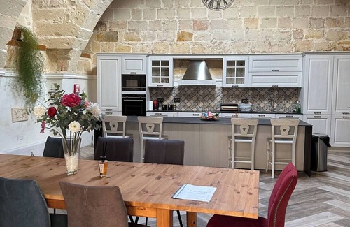 Qormi House | Welcome Guests, to our spacious and stylish farmhouse in Qormi