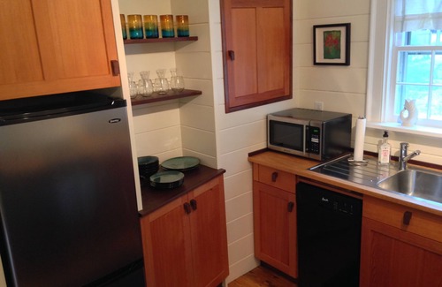 North Chesterfield Apartment | Welcome To A Westover Hills Gem! 1st Floor Apartment
