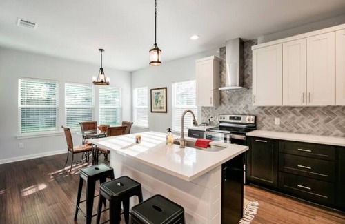 Johnson City House | Welcome to Bar S Ranch House