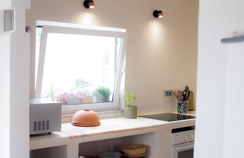 Figueira Apartment | Welcome to Casa das Escadinhas, a charming oasis in the Algarve. Apt 2-3 Pers