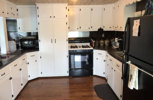 Swanville House | Welcome to Heav'nsent